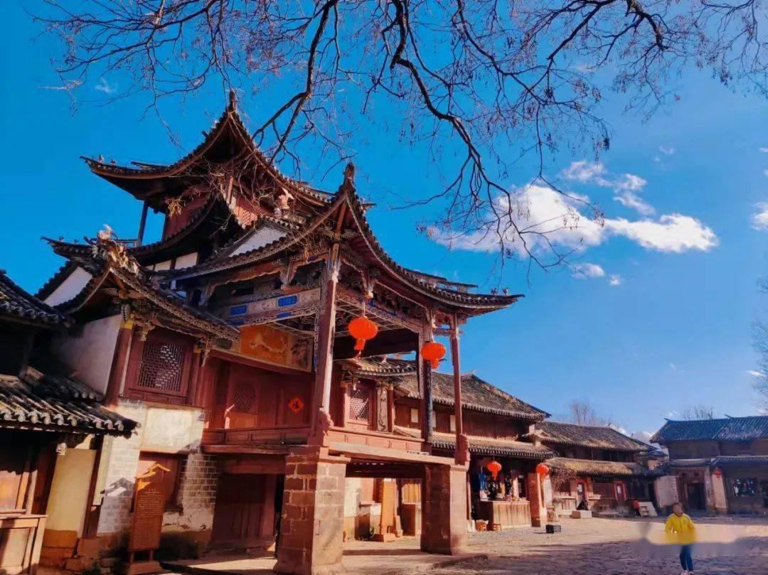 逃离可爱村落